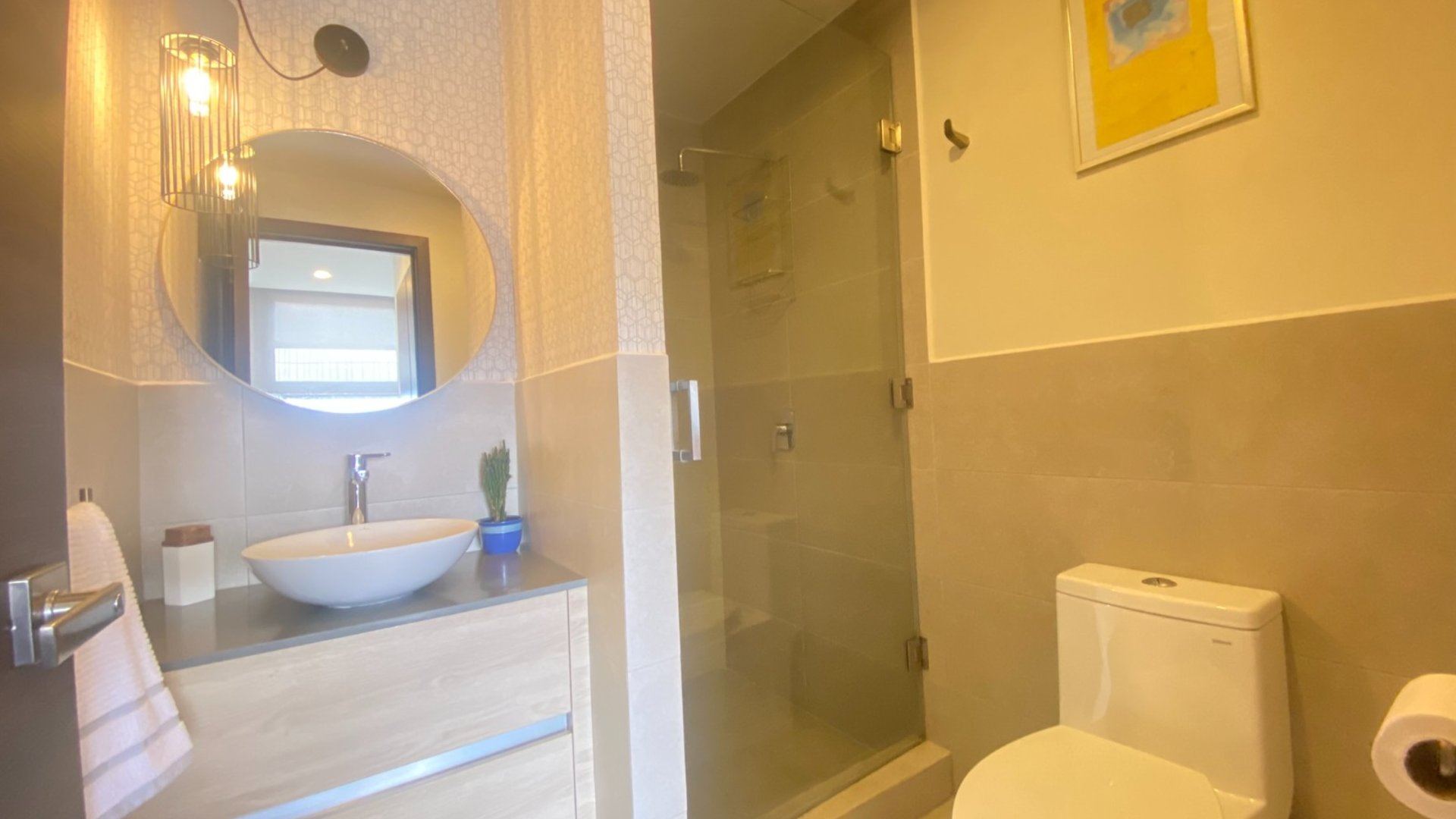 Renta de apartamento amueblado en zona 10 - 1 habitacion Ref-5996 - Miniatura 4