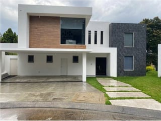 📍 CASA EN VENTA – 4 HABITACIONES |  VILA VERDE II  | FRAIJANES - 2