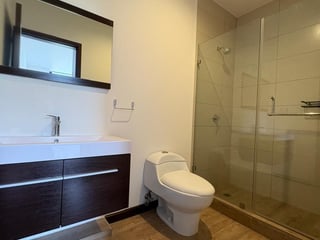 Apartamento en Alquiler – Edificio Albero 15, Zona 15 (Vista Hermosa II) - Image 6