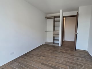 Apartamento en Venta en Zona 14 - Image 2