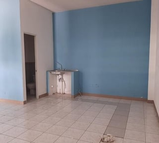 Local en Renta San Cristóbal. Ideal para clínica dental