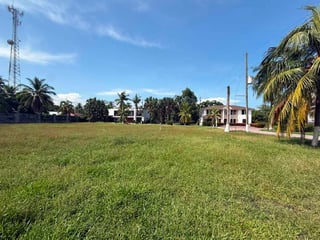 SEA SIDE TERRENO GRANDE EN VENTA - 4