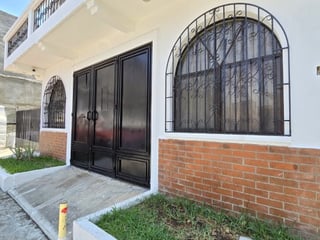Casa en Venta en Altos de Barcenas Villa Nueva - Image 1