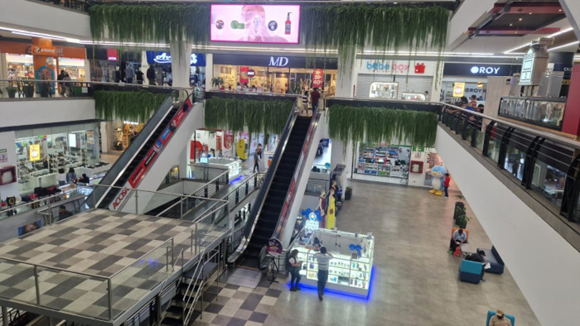 LOCAL COMERCIAL EN ALQUILER EN AGUILAR BATRES
