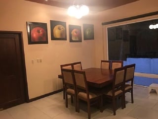 Casa en venta o renta en Colinas de Castel Guatemala - Image 3