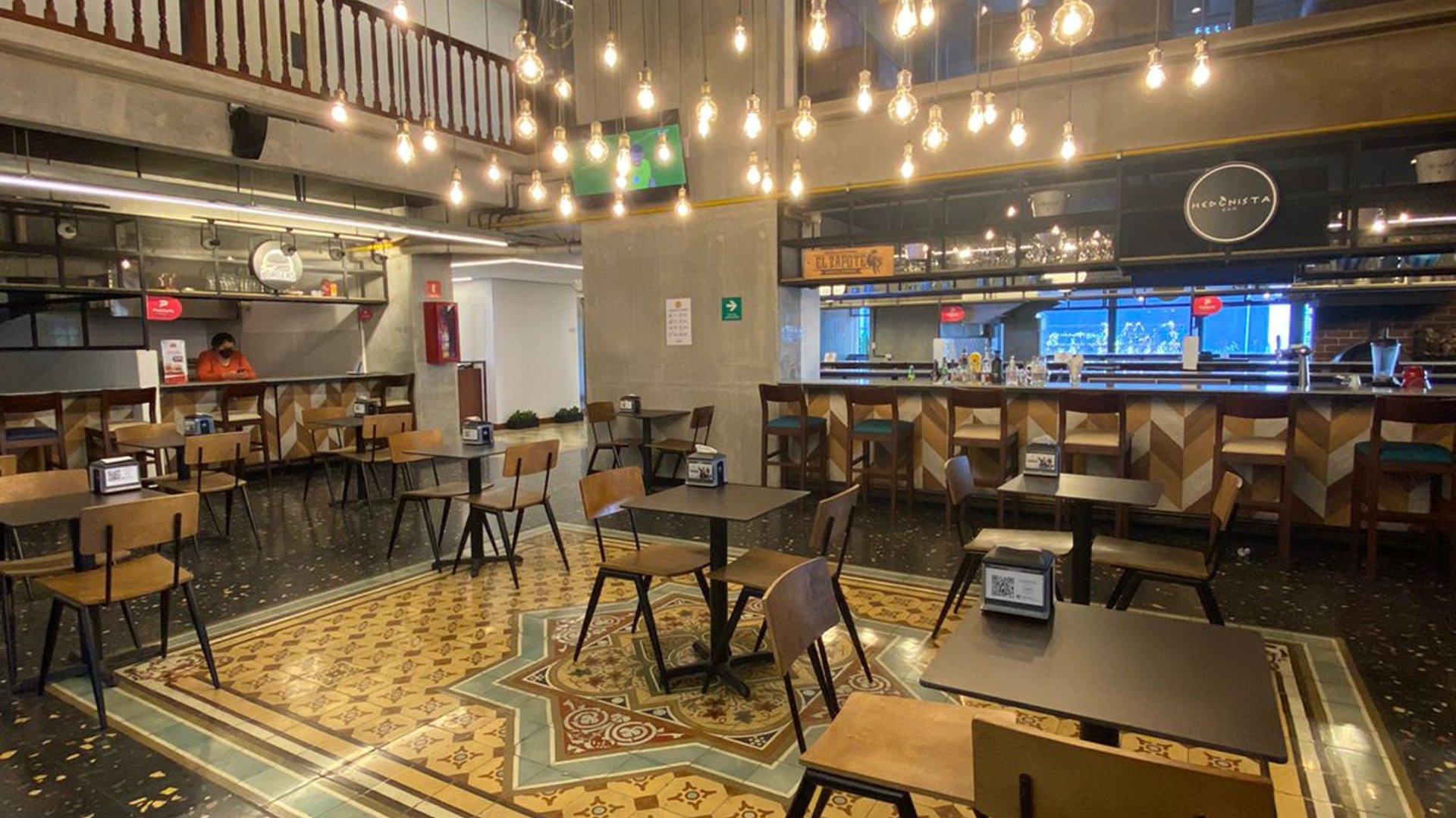 APARTAMENTO EN EDIFICIO GRANAT ZONA 4 - Miniatura 18