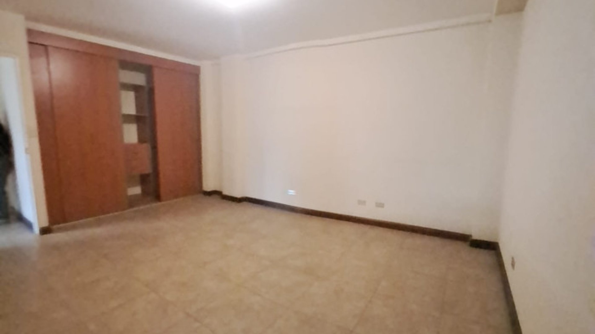 En alquiler Apartamento con 125.00m2 en Zona 10