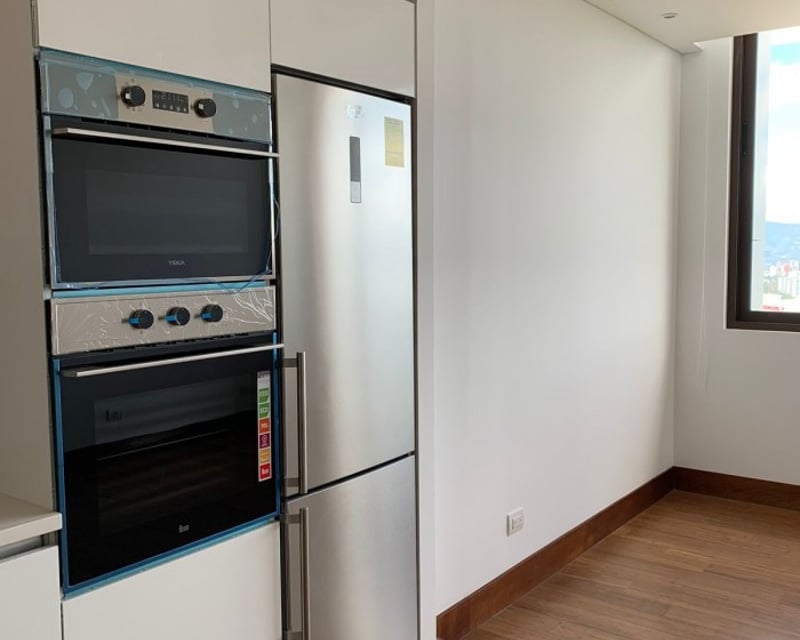 Apartamento en zona 15 venta edificio Apice