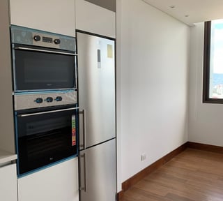 Apartamento en zona 15 venta edificio Apice