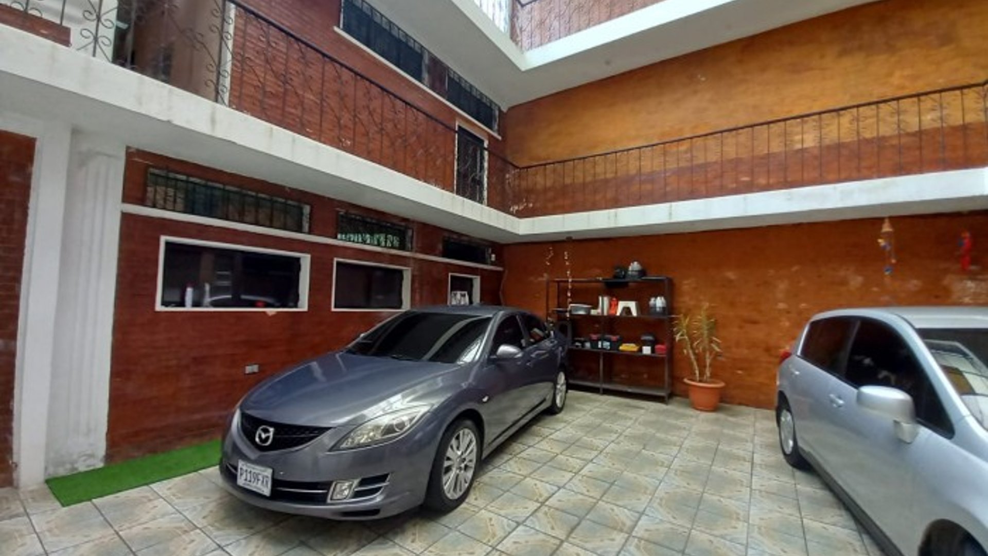 Casa grande en venta cerca a Carretera Interamericana - Miniatura 5