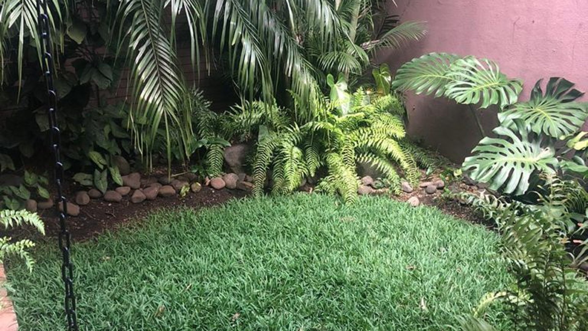Jardín de La Villa Zona 14 - Miniatura 11
