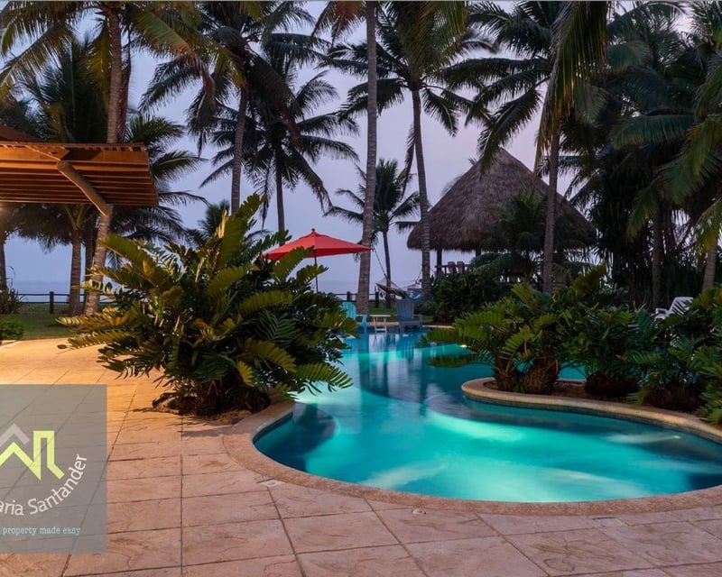 Casa en Venta de descanso  en Monterrico