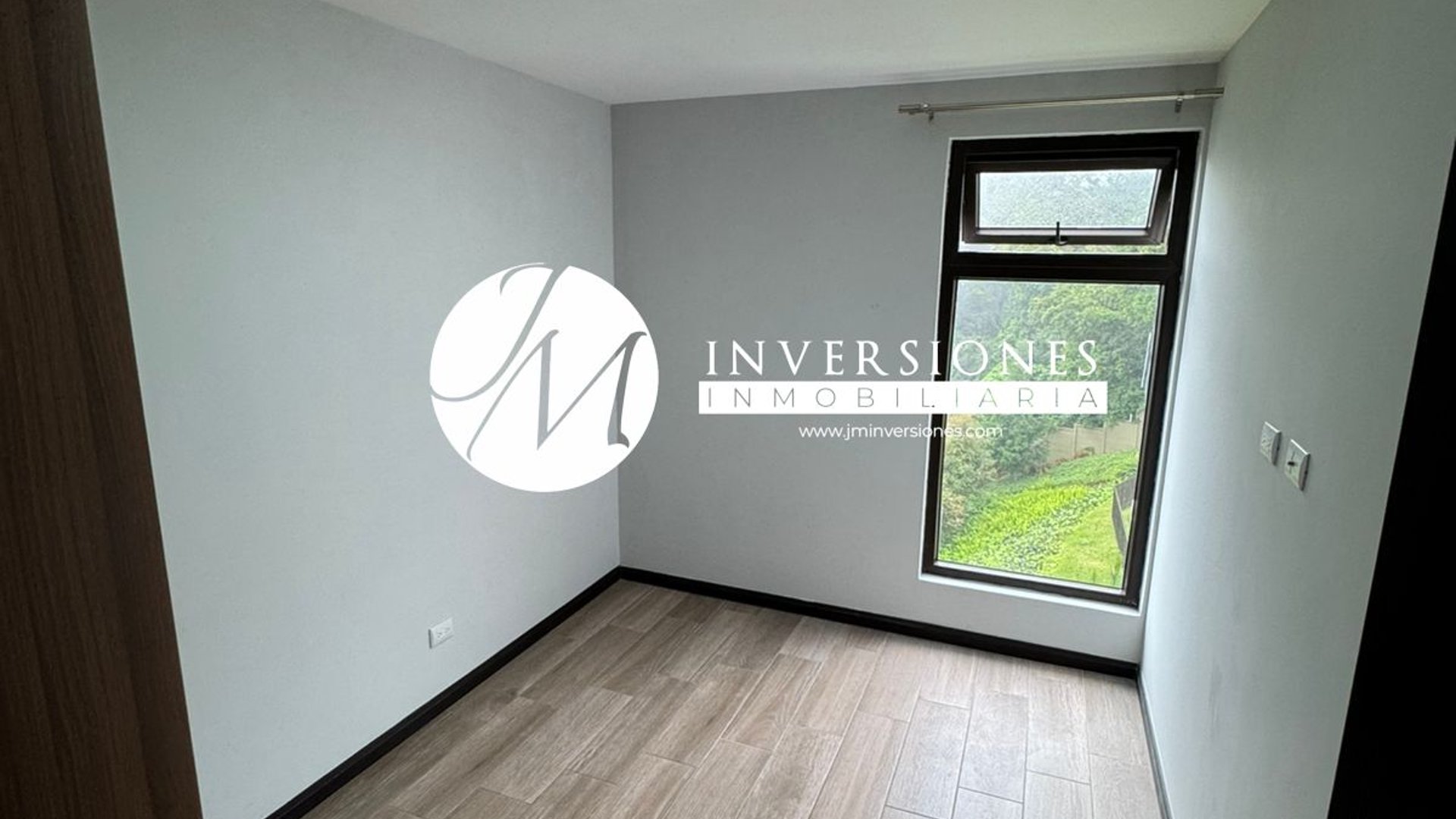 Apartamento en renta en zona 16 - Miniatura 3
