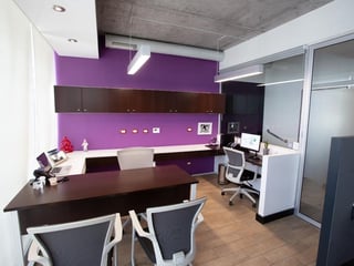 DOMANI/ Oficina en Venta zona 15 - 4
