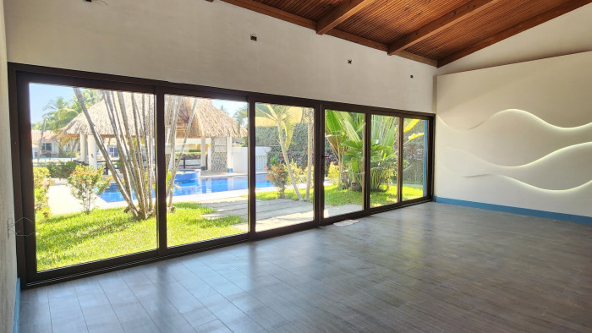 En Venta casa en Likin Puerto Quetzal - Miniatura 6