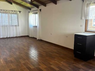 Alquilo Apartamento pequeño tipo cabaña Carr. Sta Elena Barillas - 3