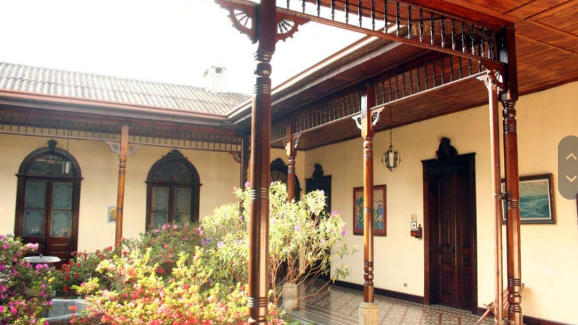 Spacious 6-Bedroom House in Zone 1, Guatemala City | $1.2M