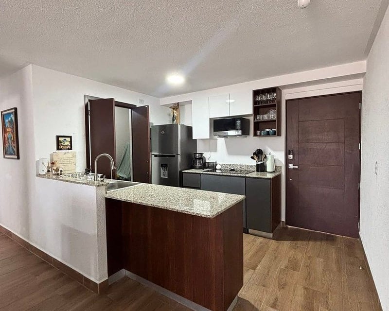 Apartamento en Renta - Senderos Zona 16 - Miniatura 2