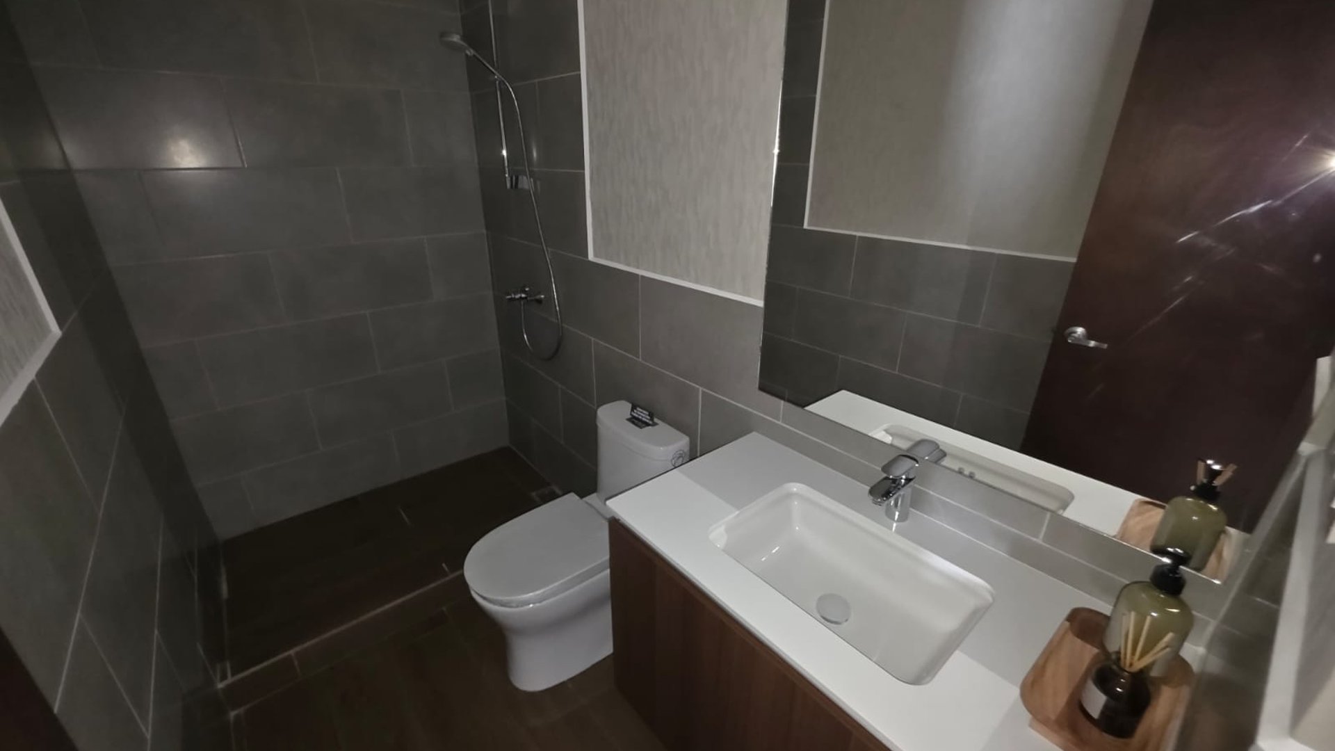 Apartamento en venta para estrenar- 3 habitaciones zona 10 Ref-5931 - Miniatura 13