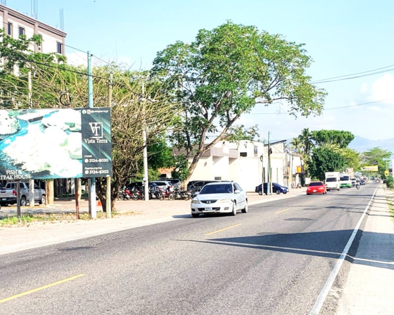 Locales Comerciales + Bodega en Venta en Chiquimula