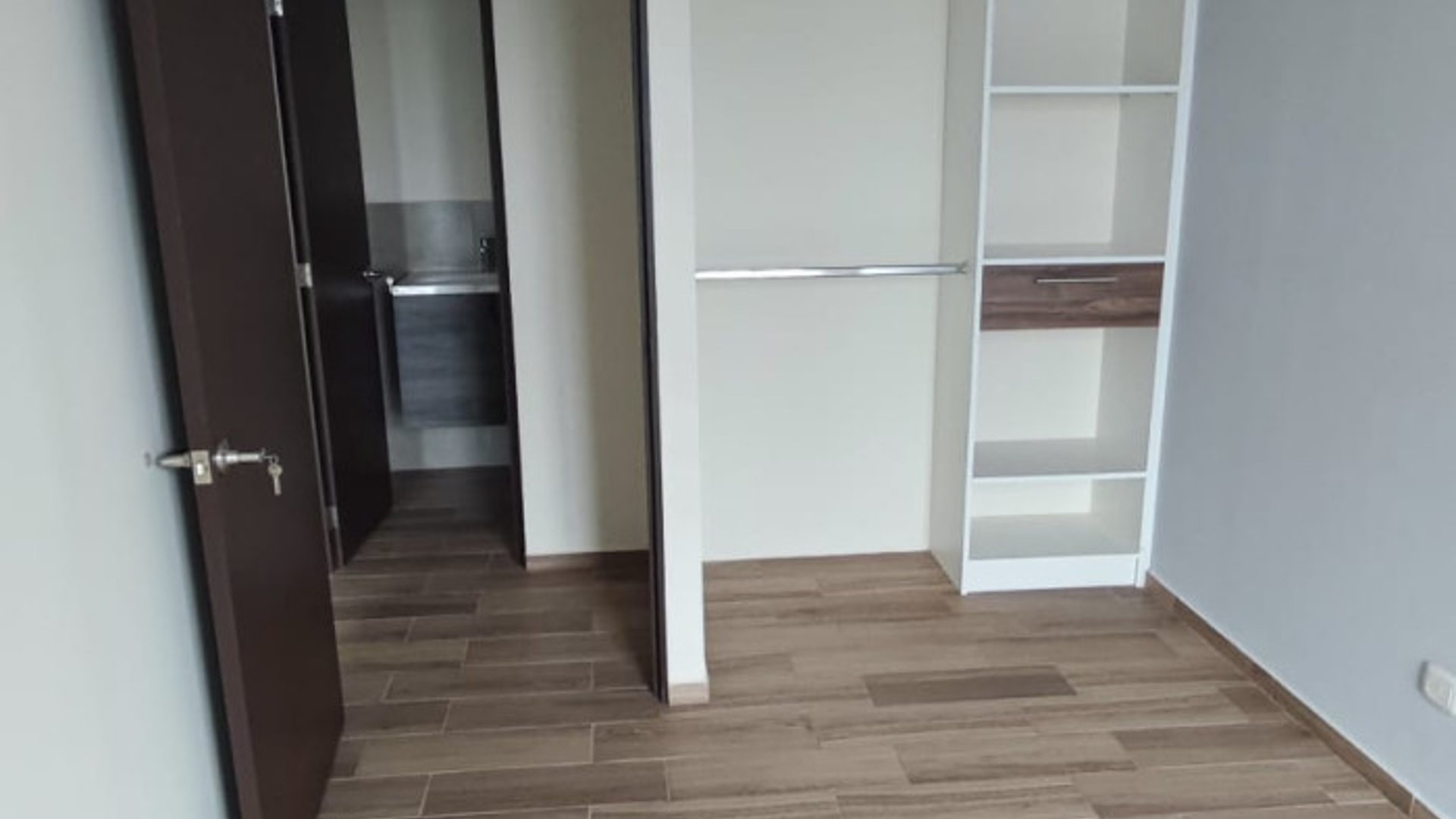 Apartamento residencial en Venta Torre Zentia - Miniatura 4