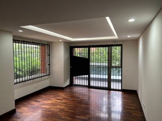 VENDO/RENTO APTO ZONA 10 EDIF. SANTA SOFIA REF.6957  183M2, 3 HAB, 4 BAÑOS - 2