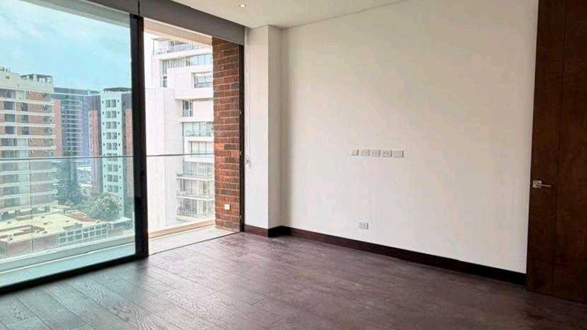 APARTAMENTO EN ALQUILER/VENTA???? Edificio Echo, zona 14 - Miniatura 9