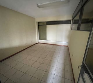 Local comercial en renta, en Zona 5