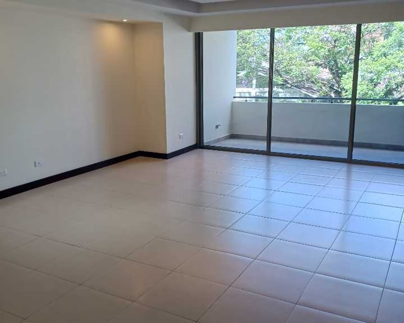 Alquiler Apartamento ubicado Edificio Cobella (sin muebles)