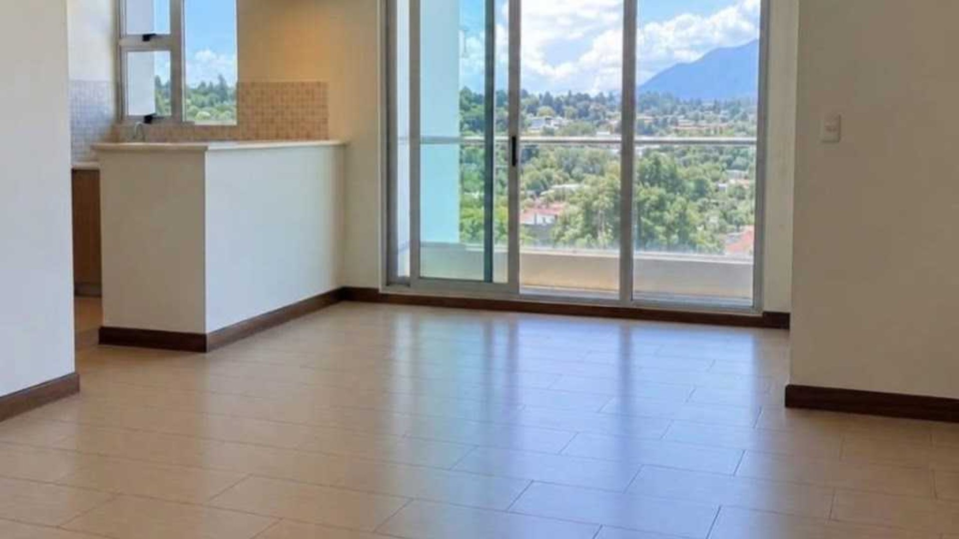 APARTAMENTO EN ALQUILER 📍 Edificio Condado La Villa, Zona 14