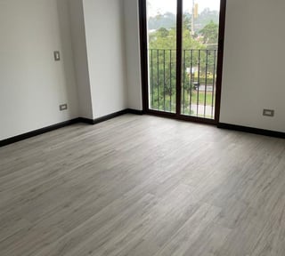 Alquilo lindo apartamento en Lirios de Cayala