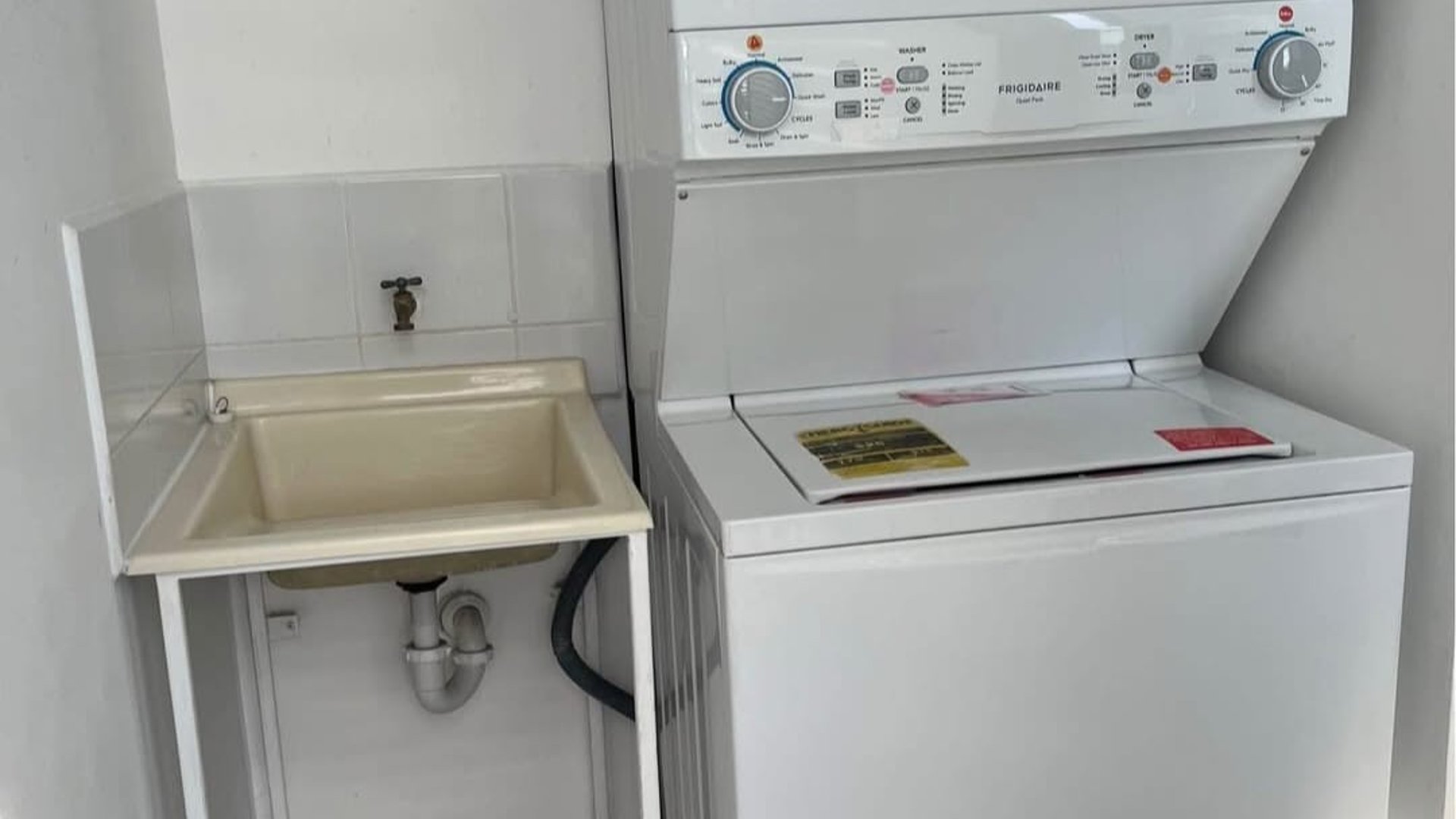 ???? APARTAMENTO EQUIPADO EN VENTA – 3 HAB | EDIFICIO ROSELLÓ | ZONA 13 - Miniatura 9