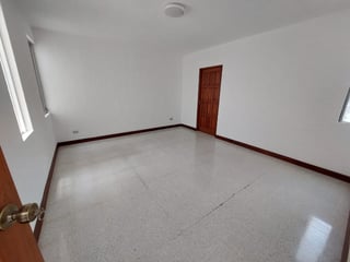Casa en alquiler, zona 13. - 3
