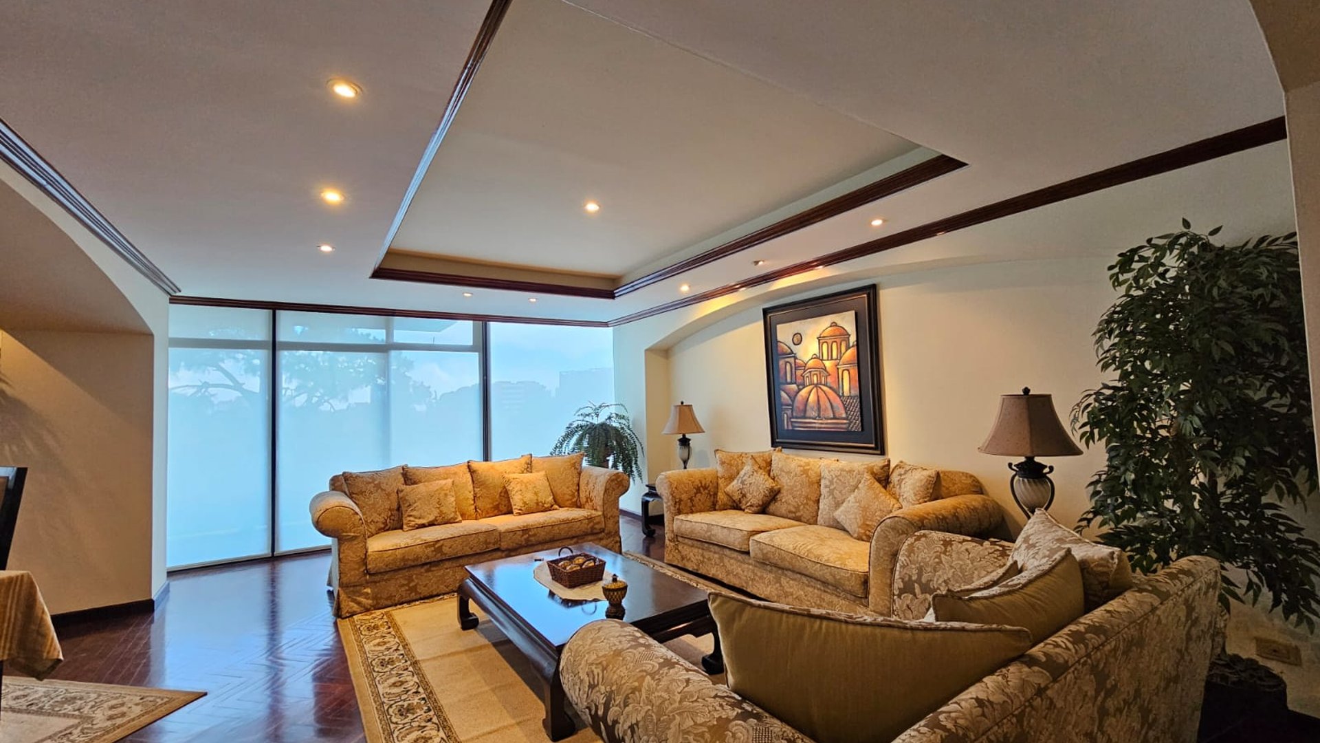 VENTA Apartamento Zona 14 L’Excellence - Miniatura 3