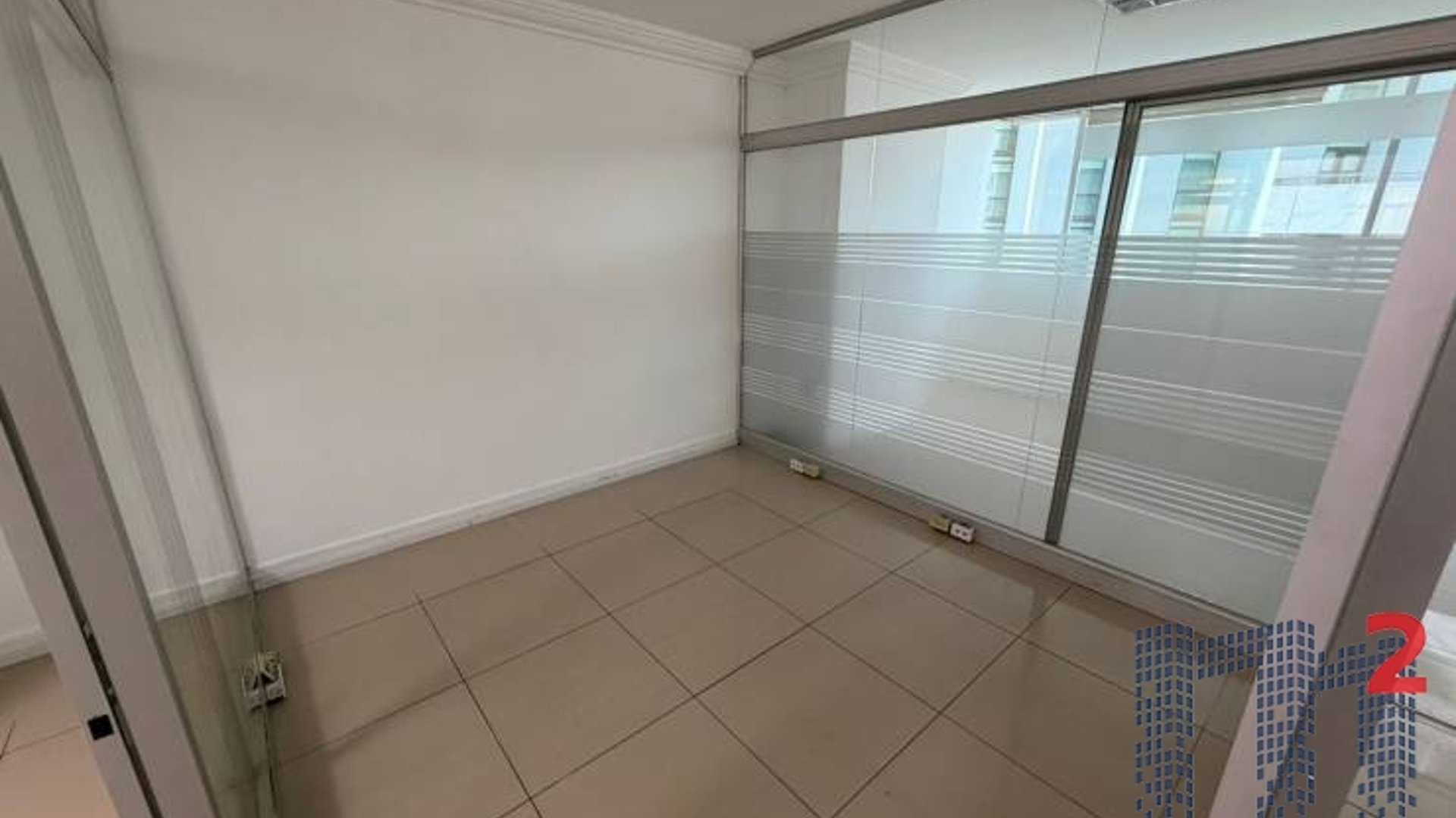 Oficina en Renta, Zona 10 (R10250) - Miniatura 12