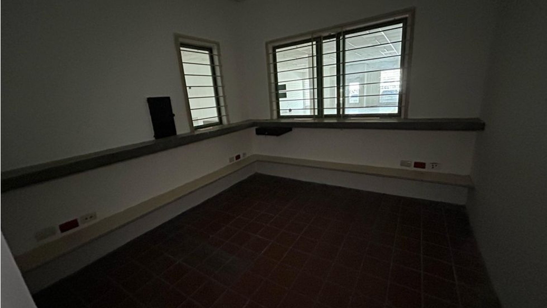 RENTA DE LOCAL + BODEGA | COLONIA LANDÍVAR – ZONA ESTRATÉGICA CERCA DE EL TRÉBOL