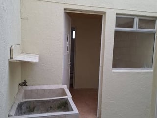 CASA EN RESIDENCIAL MANANTIALES DE FRAIJANES - 4
