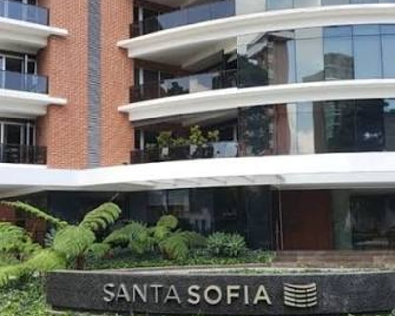 📍 APARTAMENTO AMUEBLADO EN RENTA – 1 HAB, SANTA SOFÍA | ZONA 10