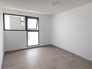 Moderna Casa Townhouse 3 niveles en Condominio Zona 7 Mixco, Guatemala - Image 8