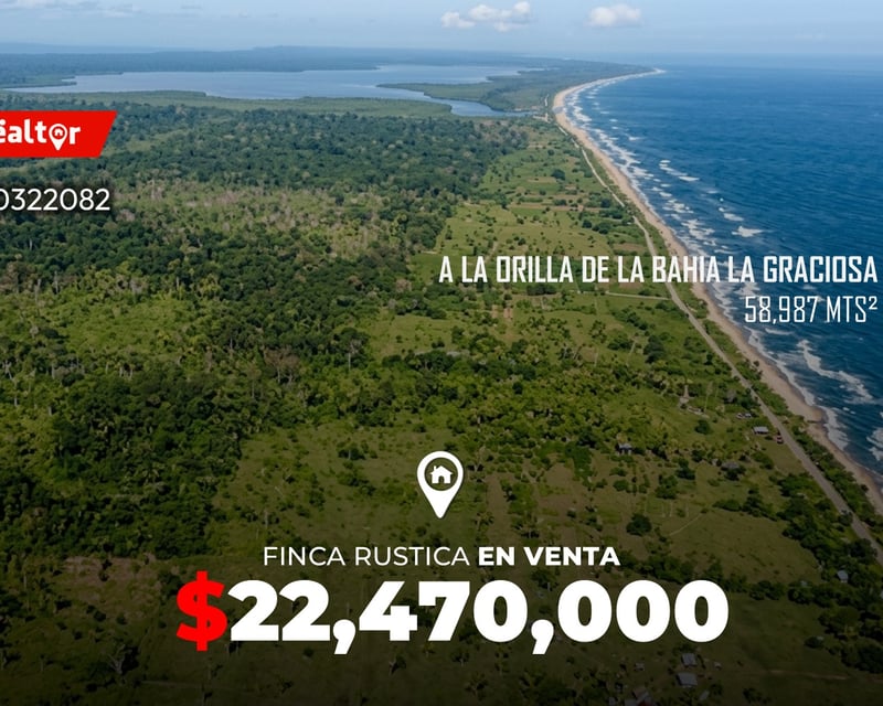 Finca Rustica en venta a la orilla de la Bahia La Graciosa