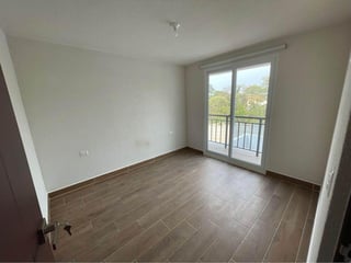 3 Bedroom Apartment with Balcony in Zona 16, Ciudad de Guatemala - Image 5