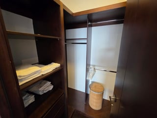 Vendo apartamento premium amueblado en zona 14 Ref-4746 - 3