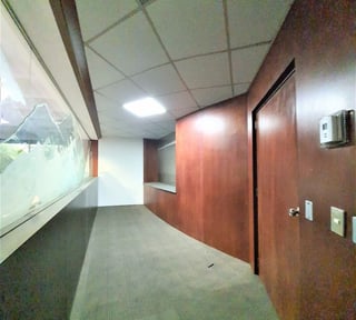 Alquiler oficina en zona 10 Diagonal ¡oficina céntrica!