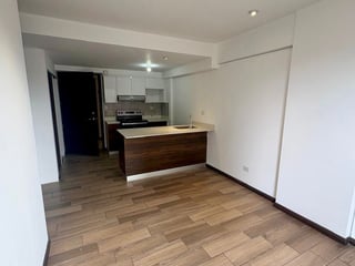 Apartamento en renta de 2 habitaciones con linea blanca en Z5 Ref-5370 - 2