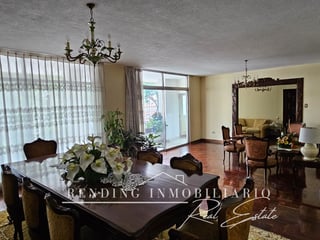 Building for Sale in Zone 1 | 965 m² Construction + 10 Parking Spaces - Image 10