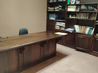 Casa rediseñada para oficinas actualmente bufete de abogados. - 5