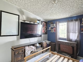 Casa en Venta San Cristóbal con Dos Locales Comerciales - Image 19