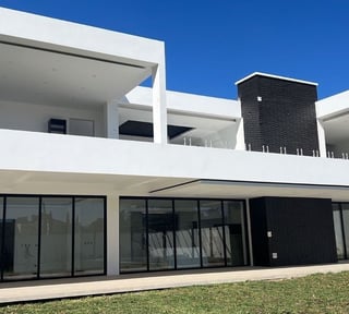 CASA Y CAMPO / Casa en venta , CES