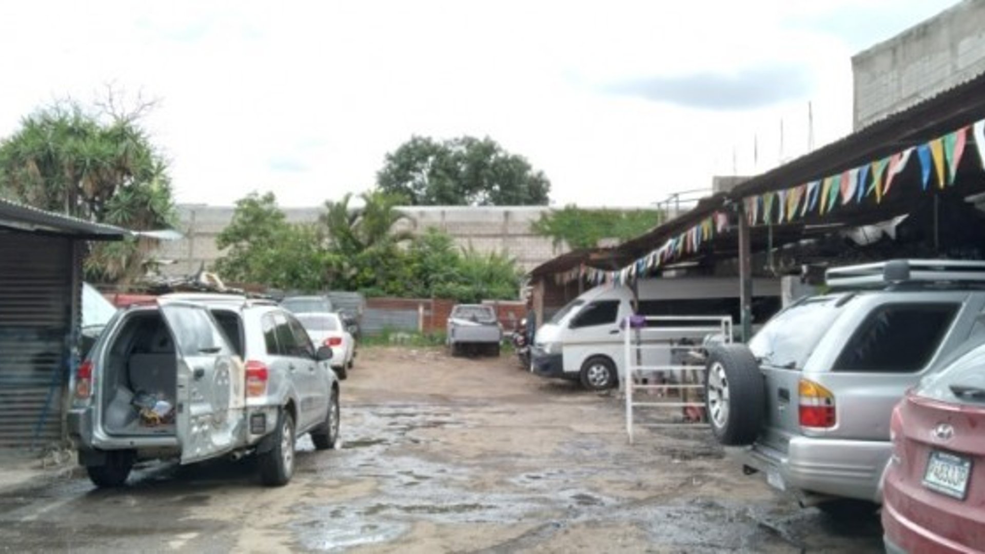 Terreno en Renta para Uso Comercial en Villa Nueva