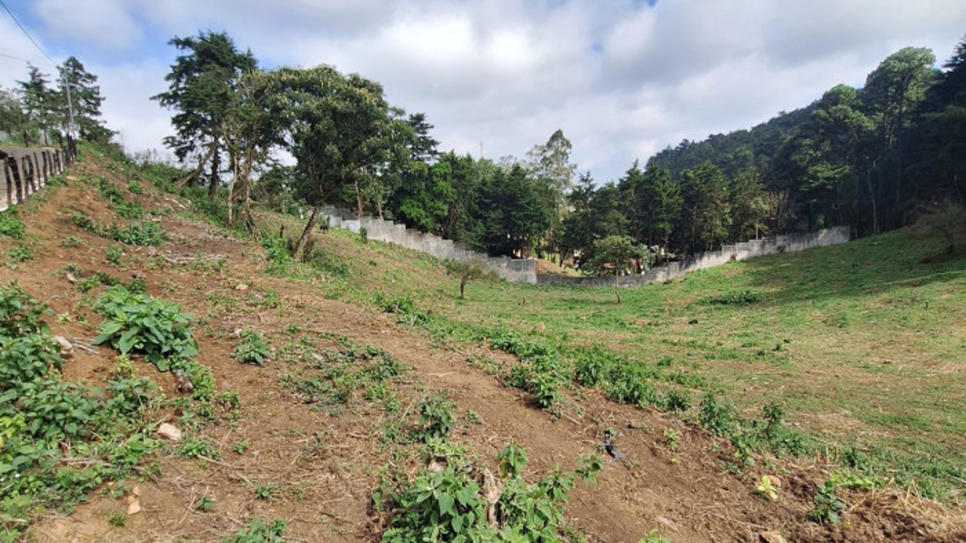 Terreno comercial en alquiler en Santa Catarina Pinula - Miniatura 4